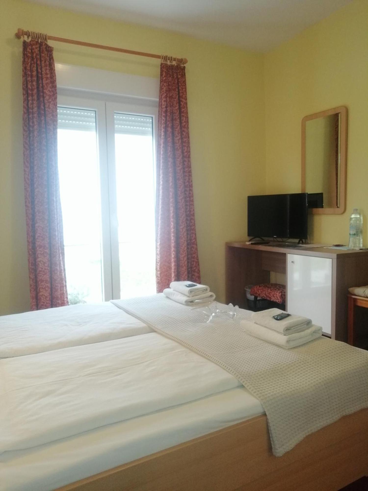 Apartmani Simon لوبار الغرفة الصورة