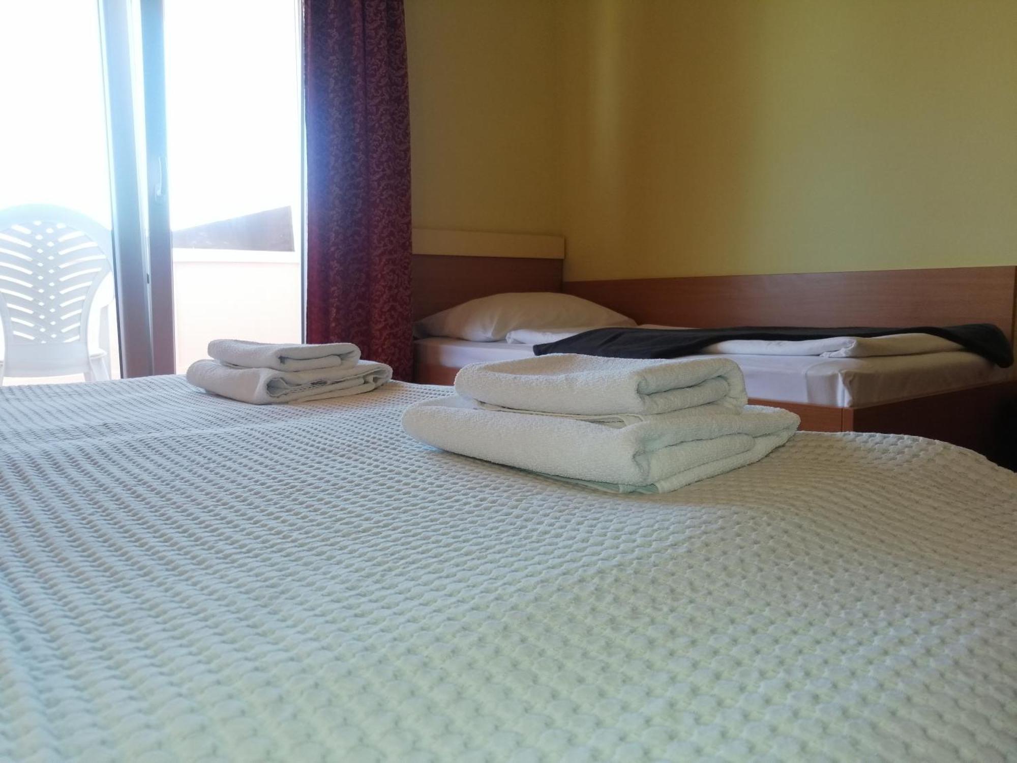 Apartmani Simon لوبار الغرفة الصورة